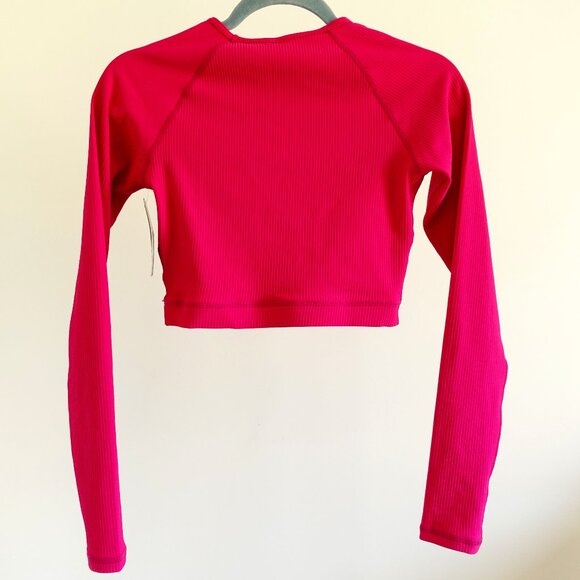 New With Tags Simons Ribbed Cropped Gym Top - Size P/S - Picture 1 of 12